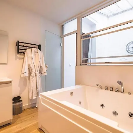 Apartment Steam - Baignoire Balneo Et Clim *