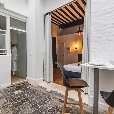 Apartment Steam - Baignoire Balneo Et Clim Reims